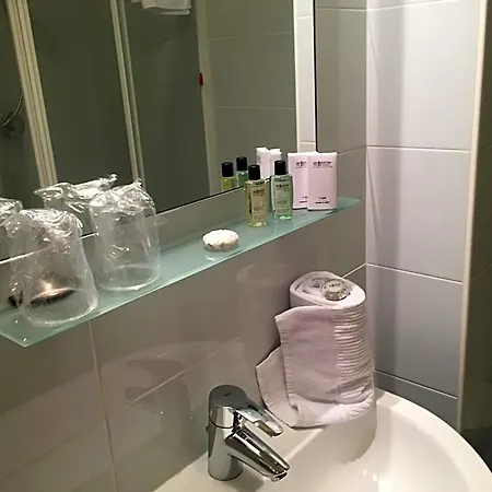 Galaxy Hotel 3*