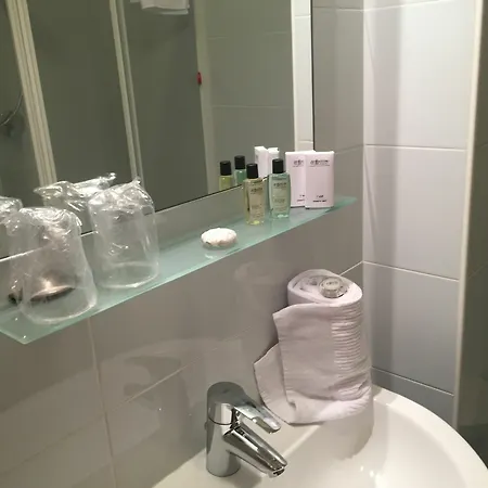 Galaxy Hotel 3*
