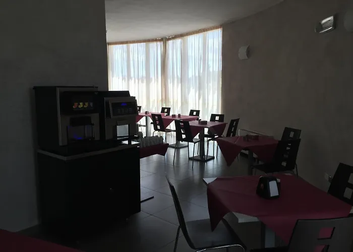 Galaxy Hotel 3*